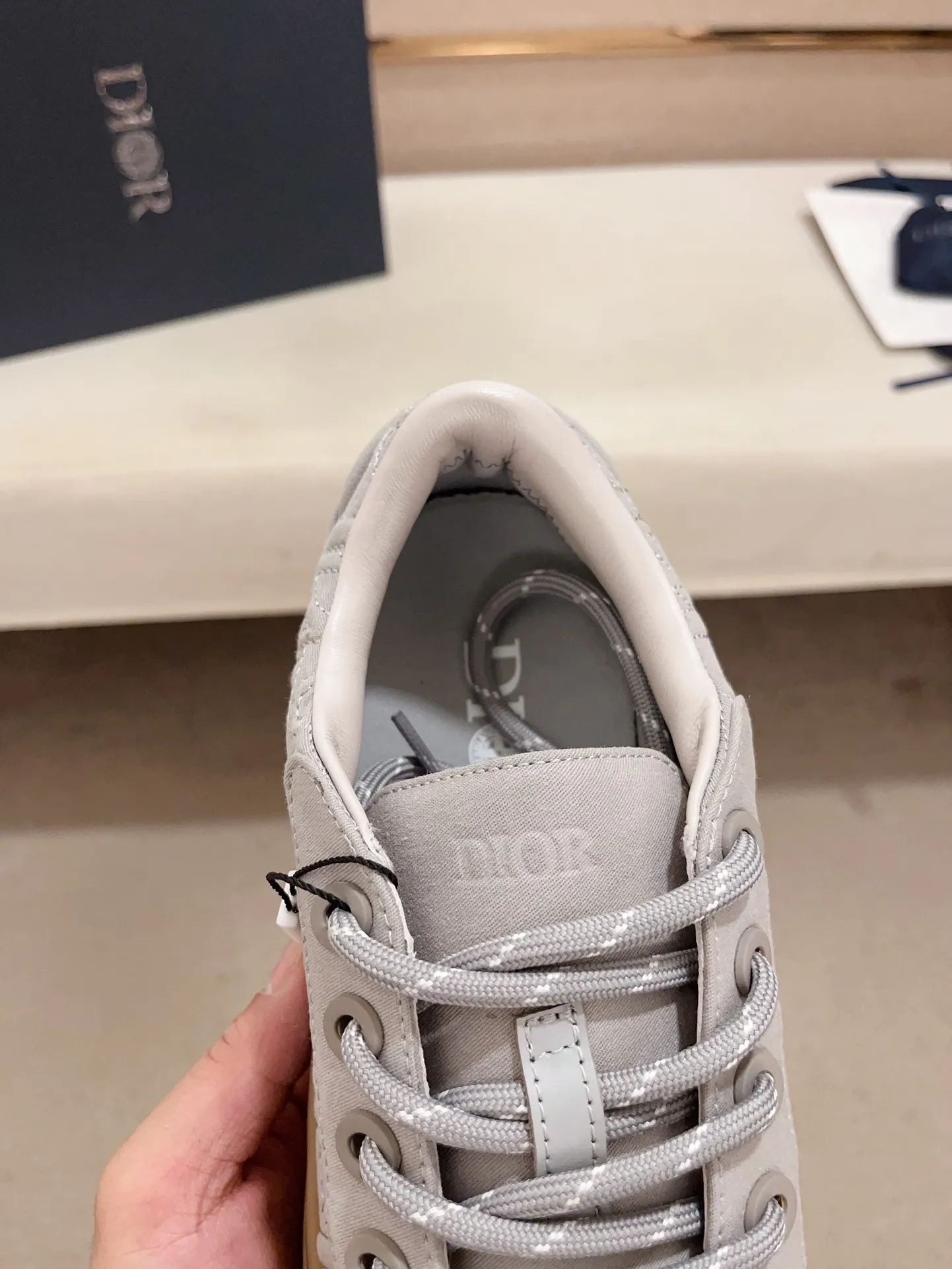 Men's shoes 💰: 680💰 [Dior·Dior] Top 🔍Couple model 💏🔍New casual sports style couple shoes, new four-season design, perfect workmanship, lace-up lazy style to create cabinet quality, upper: imported first-layer cowhide, sheepskin lining is soft and comfortable, ultra-light TPU wear-resistant outsole, simple, versatile fashion men's shoes, excellent color code number 35--44